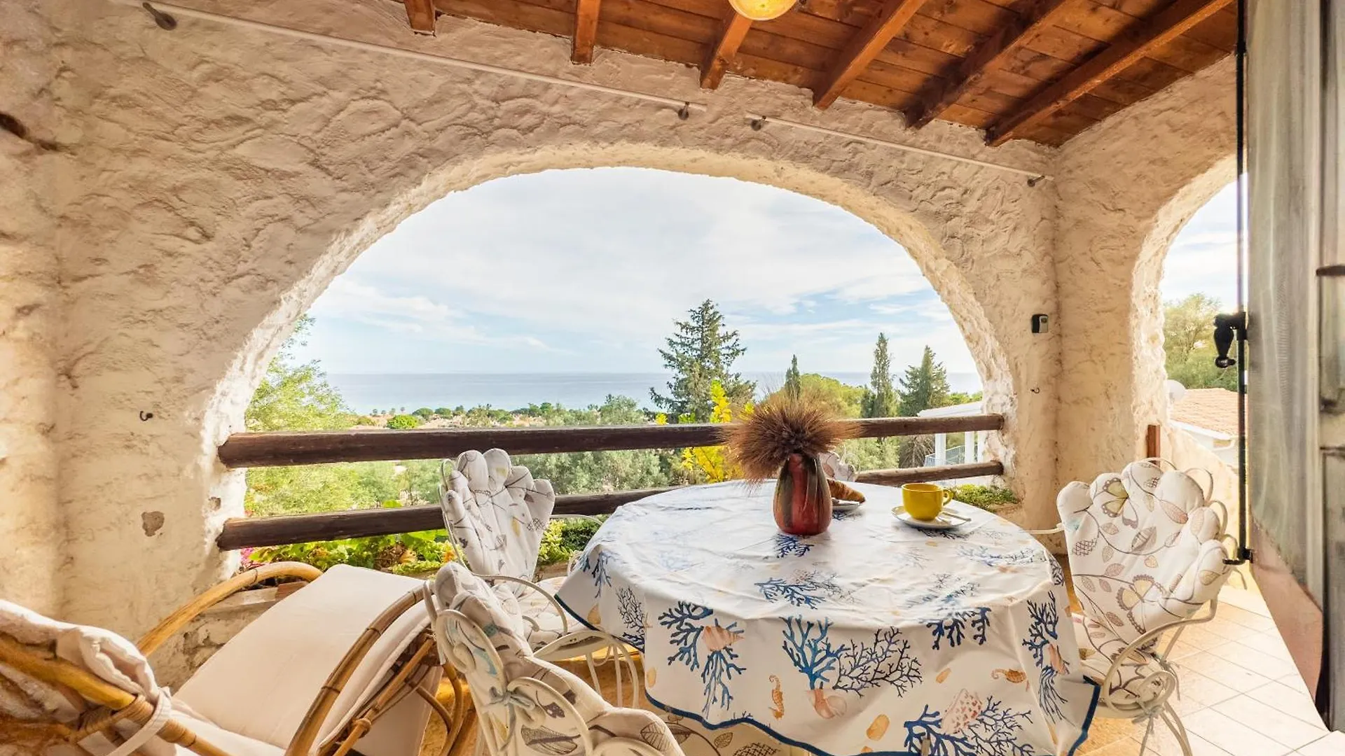Villa Azzurra كوستا ري